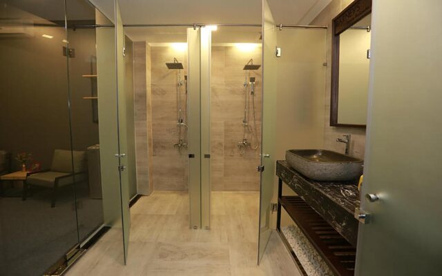 Barneys Danang Backpackers House
