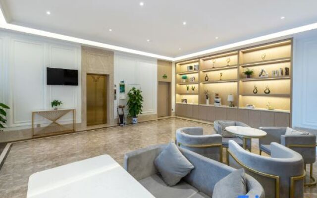 Vienna Hotel (Qingyuan Shunying Times Square City Hall Branch)