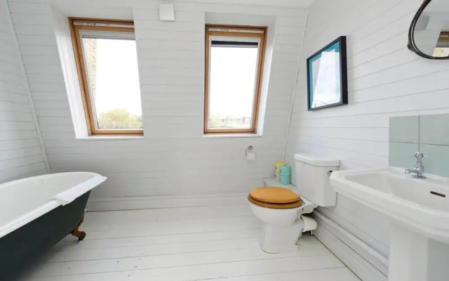 4-bed House With a Garden Fulham
