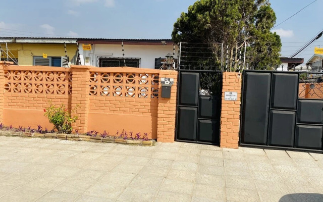 Oheneba Tema - Luxury Hot -tub Retreat With Wi-fi