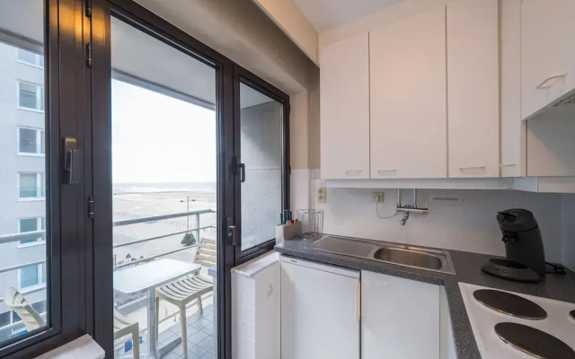 Studio Retreat With Sunny Terrace