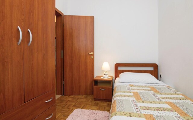 Nice Home in Kozino With 6 Bedrooms and Wifi