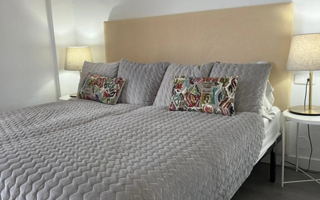 Torres De Aloha 2 bdr Puerto Banus