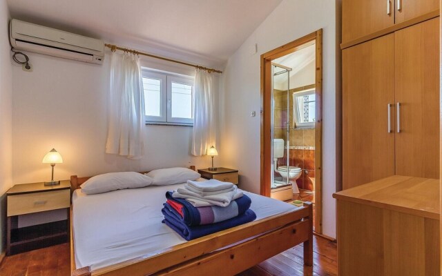 Amazing Home in Liznjan With Sauna, Wifi and 3 Bedrooms