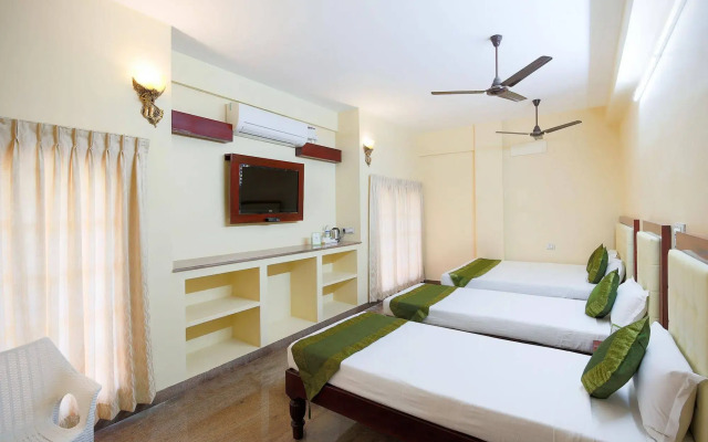Treebo Grace Inn, 3 Min Walk From Promenade Beach
