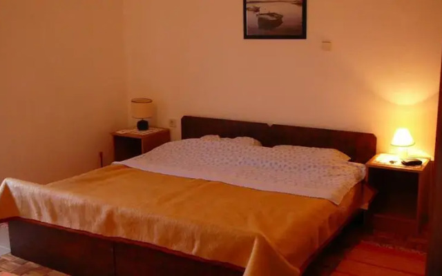 Apartments Zdenko