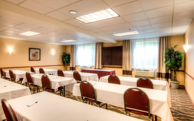 Comfort Suites Springfield-Eugene