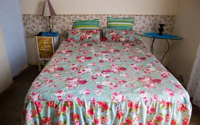 P004 Casa c 3 Dorm. Apenas 150m da Praia