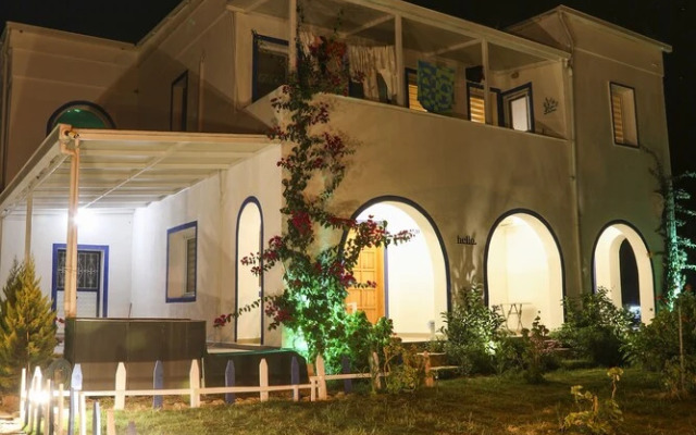 Yalıyanı Pansiyon