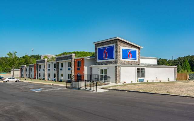 Motel 6 White, GA - Cartersville