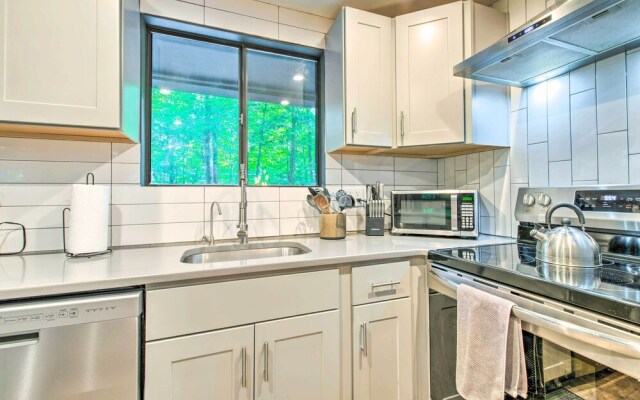 Pet-friendly Pocono Pines Rental w/ Hot Tub!