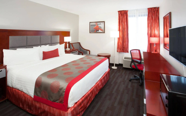 Ramada Plaza Chicago North Shore