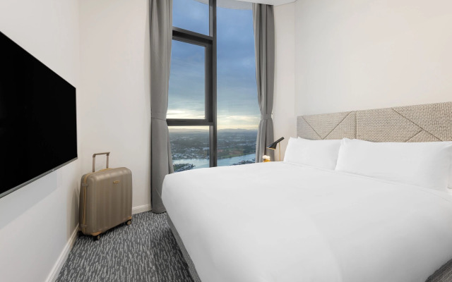 Meriton Suites Surfers Paradise