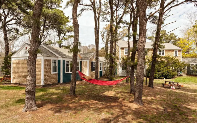 The Seagrove Suites & Guest Rooms