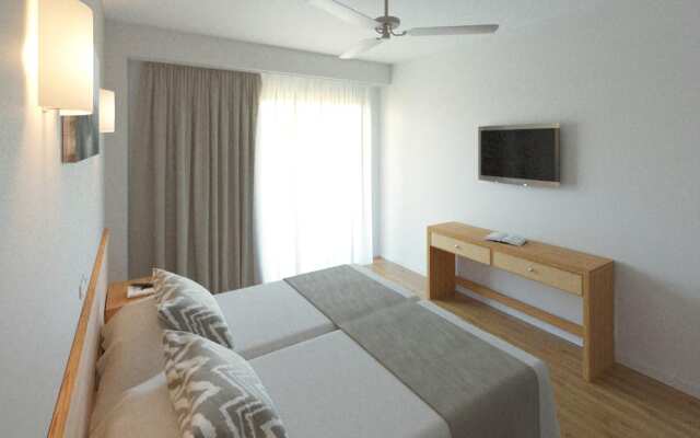 Arenal Pins Hostal