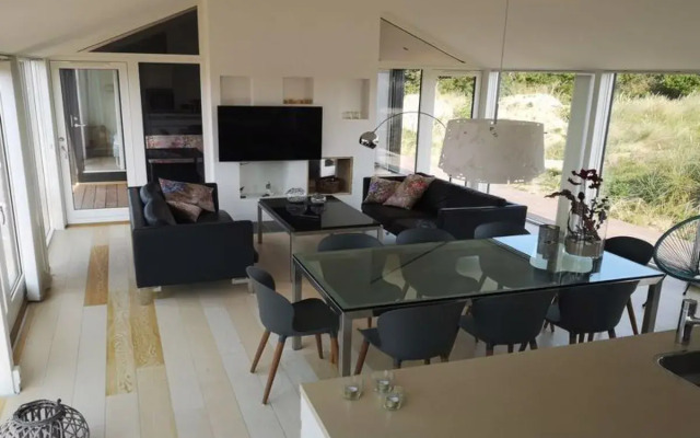 "Akim" - 375m from the sea in NW Jutland