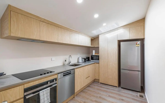 Gorgeous 4Br Mt Eden Retreat Villa