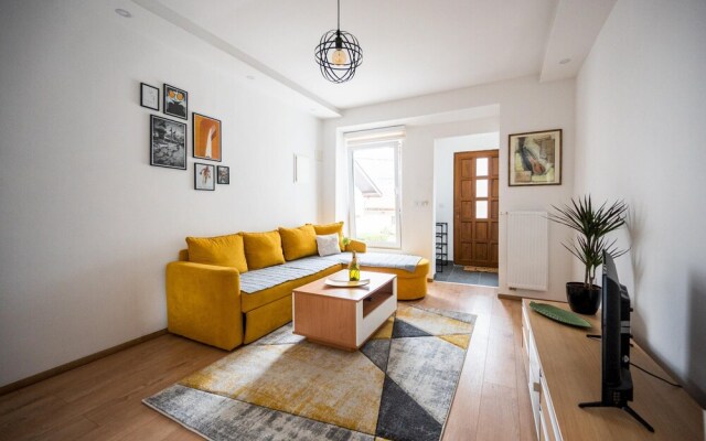 Modern Studio Apartment in the Old Town