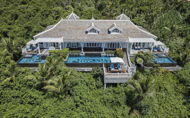 InterContinental Danang Sun Peninsula Resort by IHG