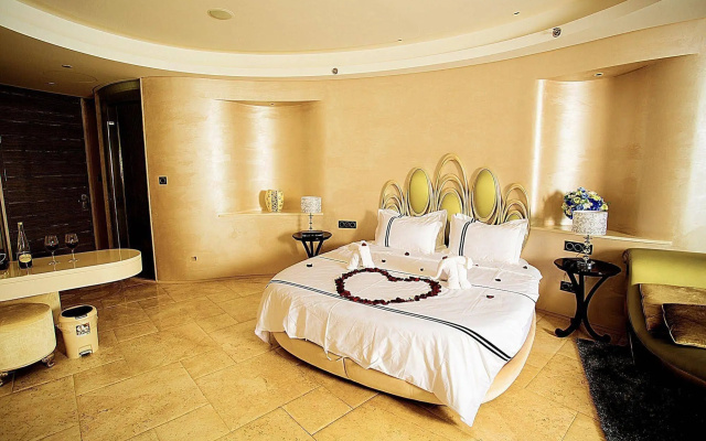 Sanya Phoenix Island Ocean Star Resort – Guest Rooms – Sanya