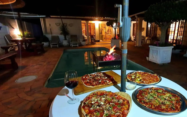 Blouberg Dolphin Inn
