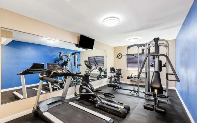 Quality Inn and Suites Springfield Southwest near I-72