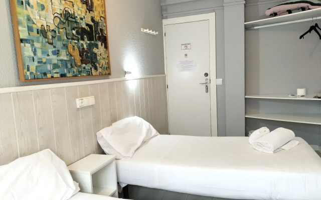 Hostal Albero by gaiarooms