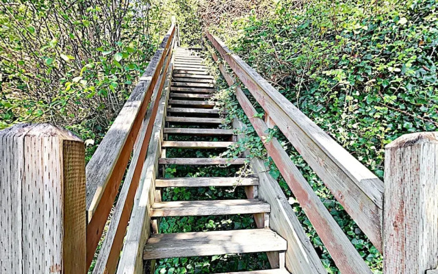 Bayside Retreat Home by RedAwning