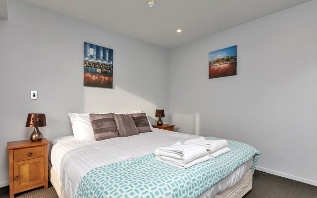 QV CBD 2 Bedroom with Wifi Parking - 972