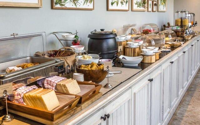 Royal Hotel Near Secc