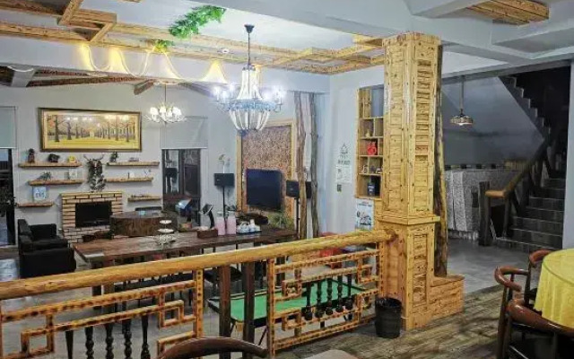 Yazhu Boutique Hostel