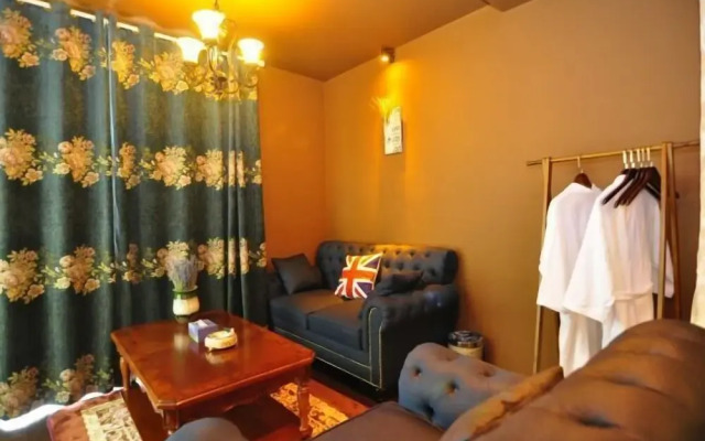 Human Touch Warmly Nest