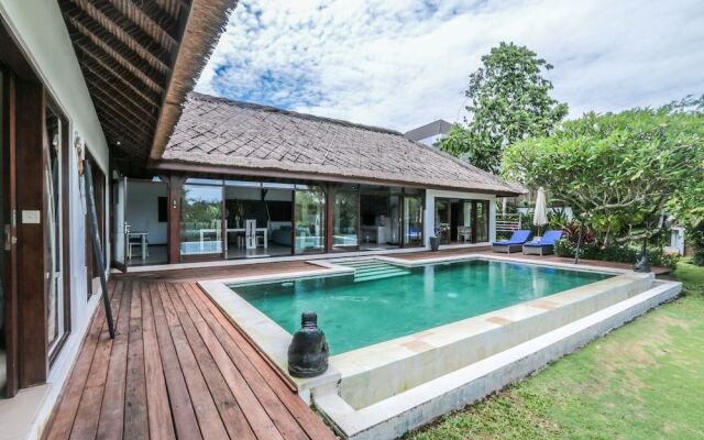 Villa Luna Maya