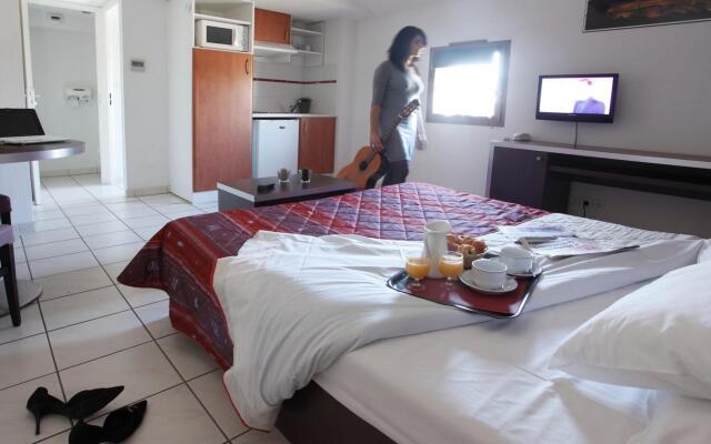 Res. La Barbacane, Carcassonne, Studio for 2 People
