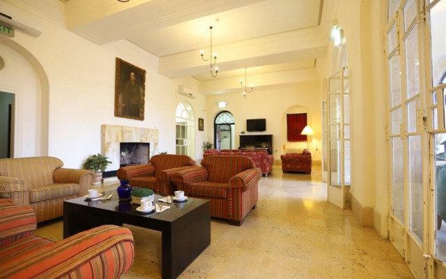 Scots House Hotel