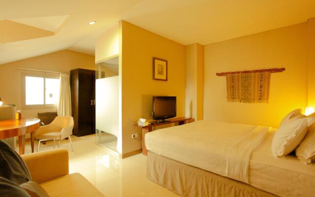 W Home Senopati