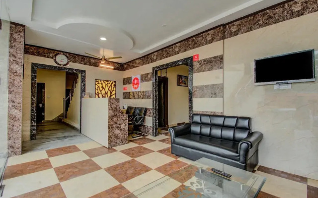 Capital O 16579 Hotel Dream Palace