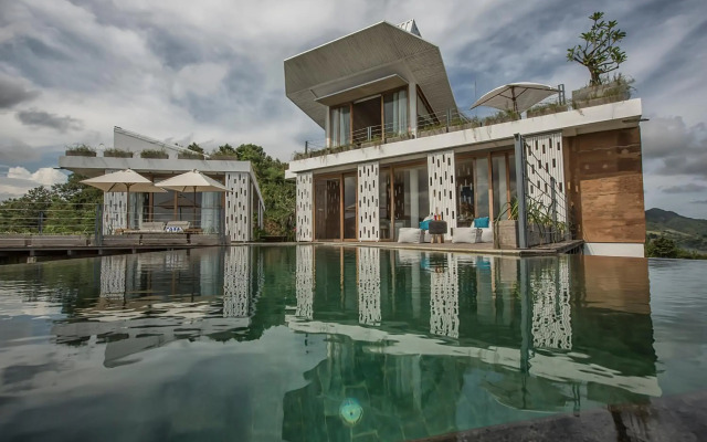 Seven Havens Residence