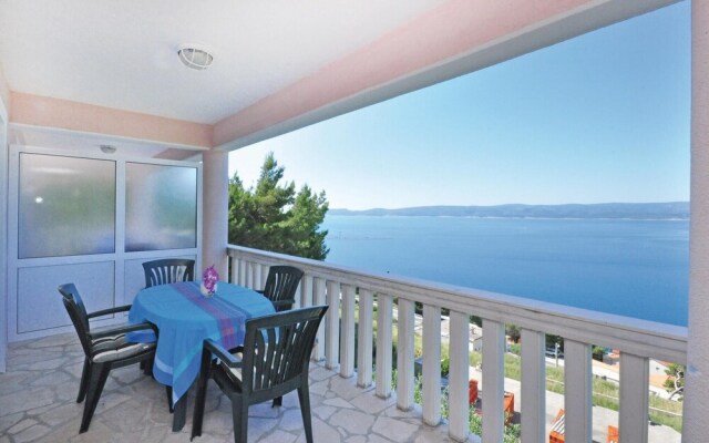 Awesome Home in Mimice With Wifi and 2 Bedrooms