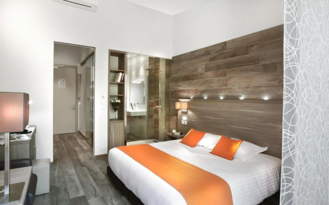 Hotel Seventeen