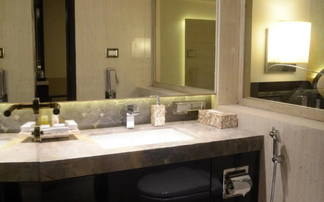 Hotel Sai Palace Grand Malad