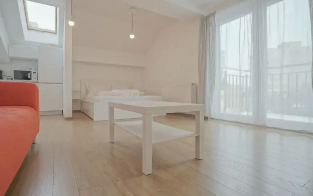 CN2i Luxury Accommodation Traian