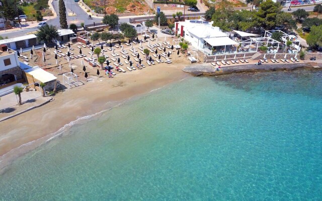 Ammos Luxury Suites