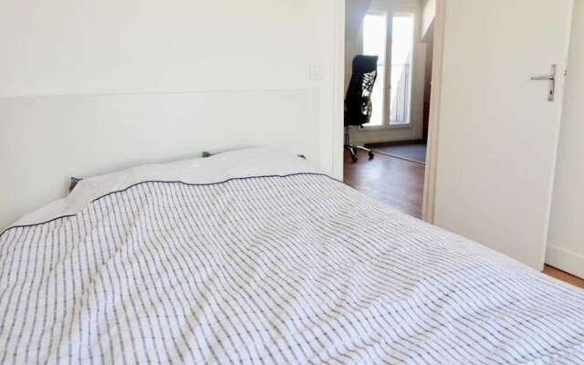 Very Nice Apartment Between Pigalle And Montmartre