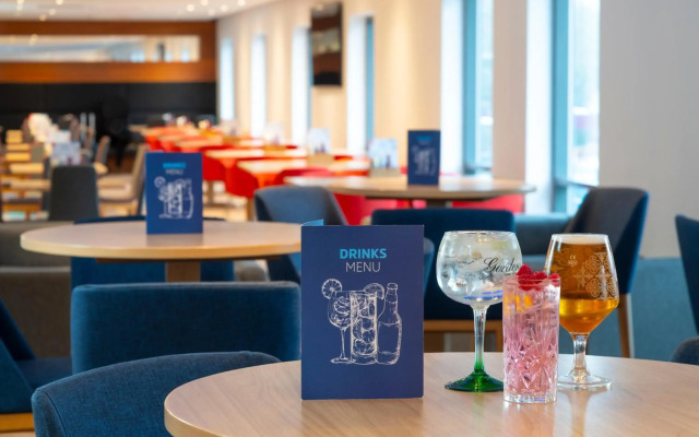 Holiday Inn Express Stevenage by IHG