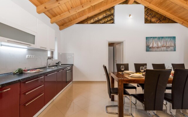 Amazing Home in Gostinjac With Wifi and 3 Bedrooms