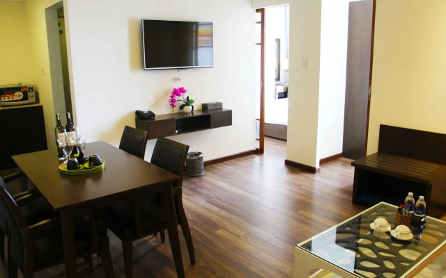 Danaciti Hotel