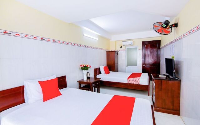 Oyo 349 Thuan Buom Phat Hotel