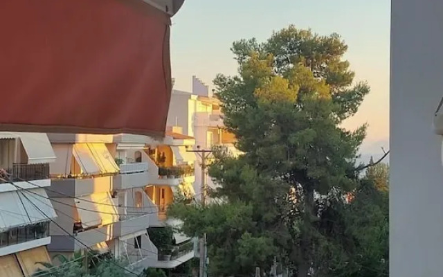 Modern Elegant Apt in Glyfada w Balcony