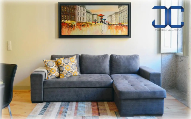 Click! Apartment by JC